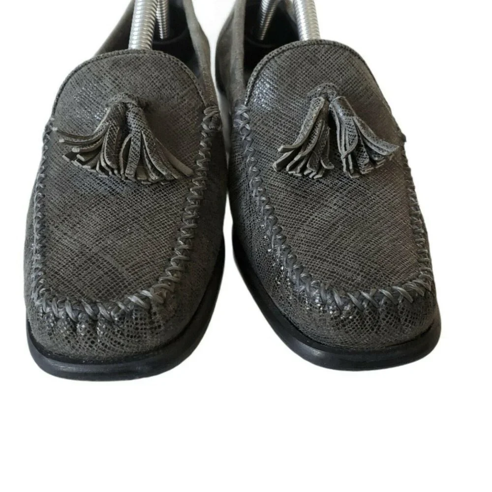 Stuart Weitzman Gray Leather Square Toe Pumps‎ 6AAA Slip-On 90s Business Casual